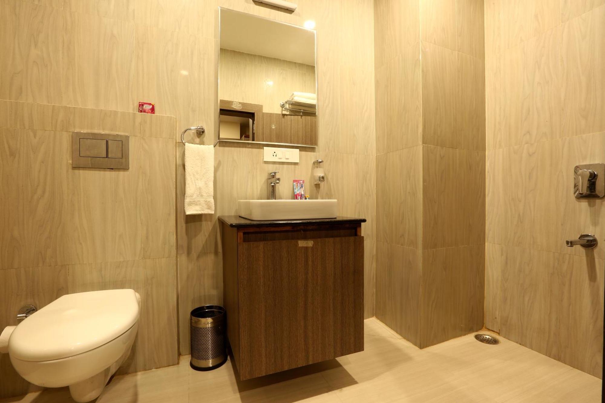 Hotel Aerostay Residency Igi Airport Delhi ニューデリー エクステリア 写真