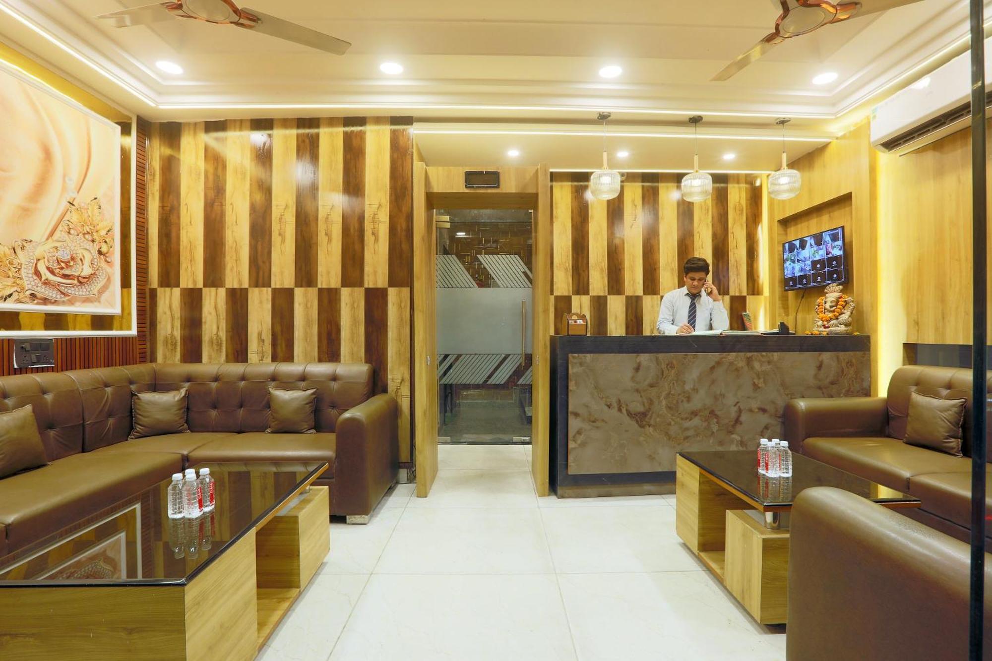 Hotel Aerostay Residency Igi Airport Delhi ニューデリー エクステリア 写真