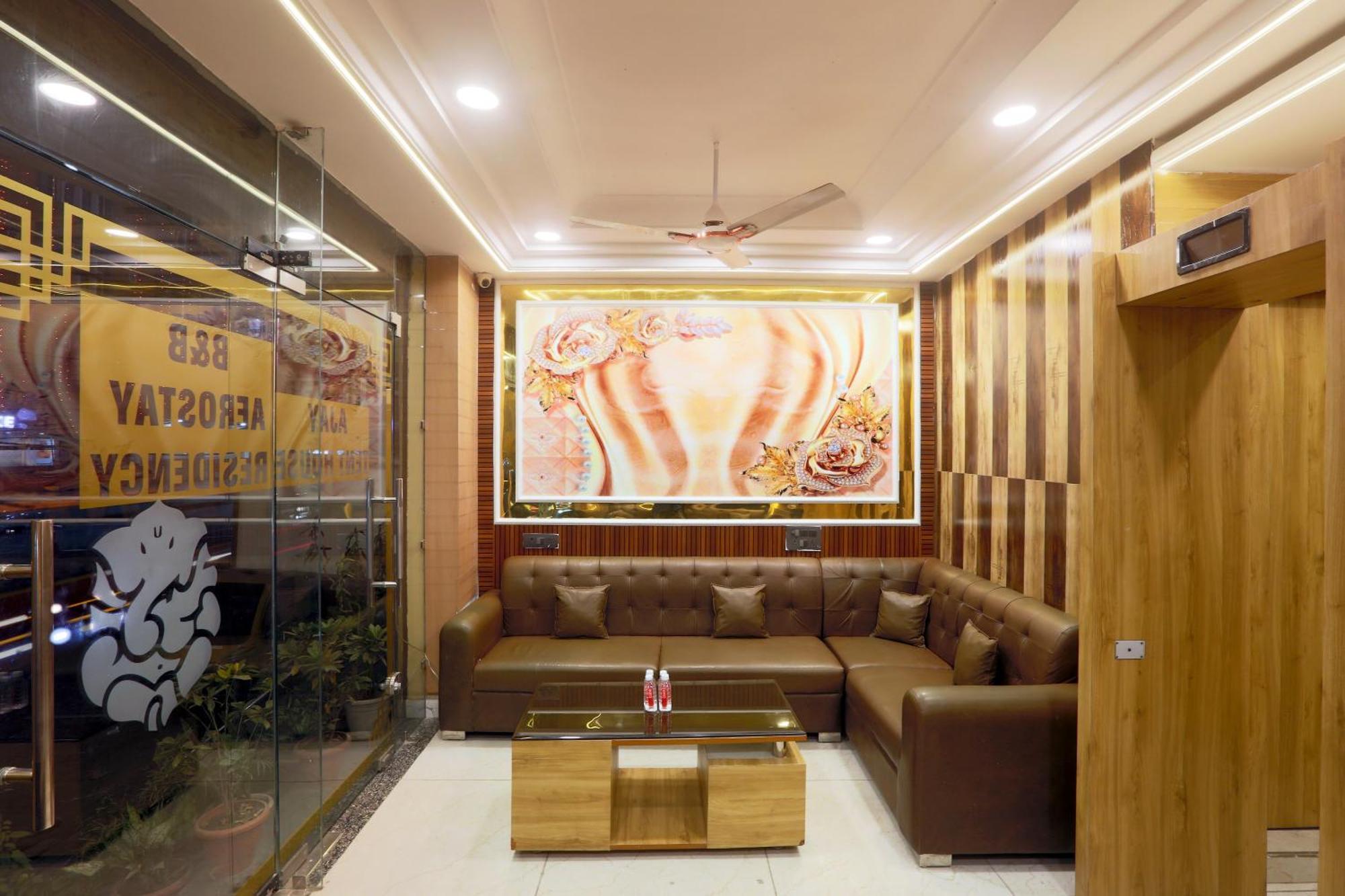 Hotel Aerostay Residency Igi Airport Delhi ニューデリー エクステリア 写真