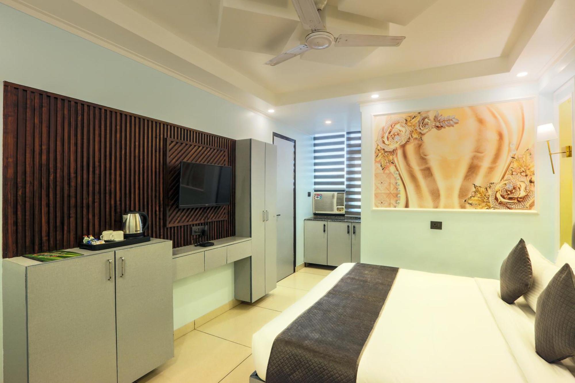Hotel Aerostay Residency Igi Airport Delhi ニューデリー エクステリア 写真