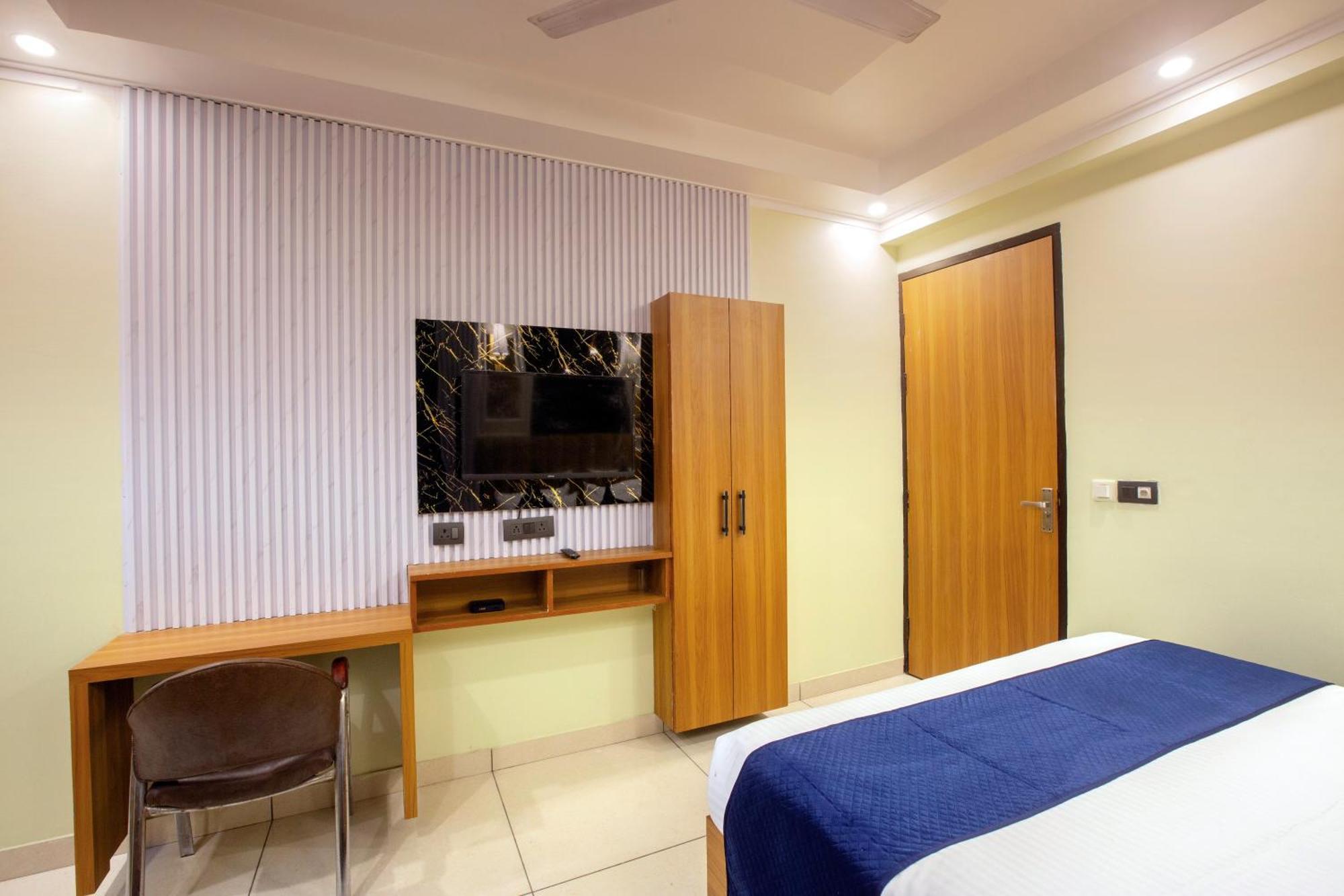 Hotel Aerostay Residency Igi Airport Delhi ニューデリー エクステリア 写真
