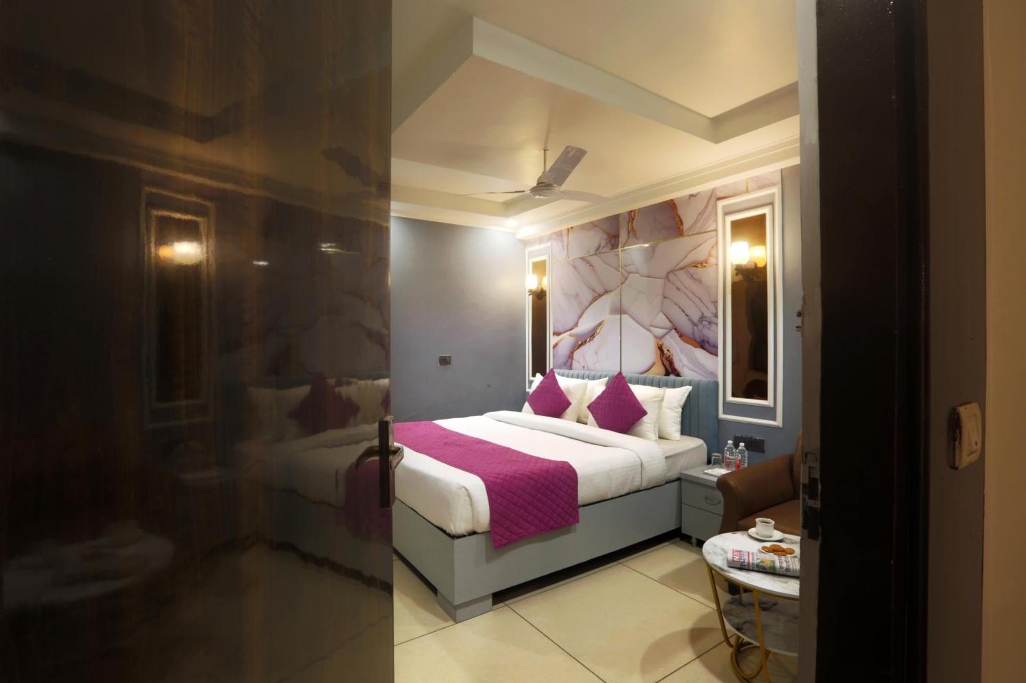 Hotel Aerostay Residency Igi Airport Delhi ニューデリー エクステリア 写真